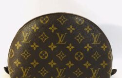 ★LOUIS VUITTON ルイヴィトン モノグラム ポーチをお買取りさせて頂きました★