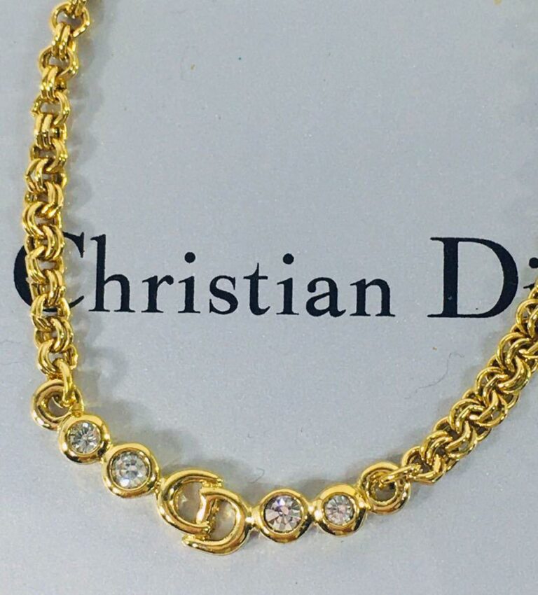 ★Christian Dior クリスチャンディオール ラインストーンロゴネックレスをお買取りさせて頂きました★ » ゴールドステーション