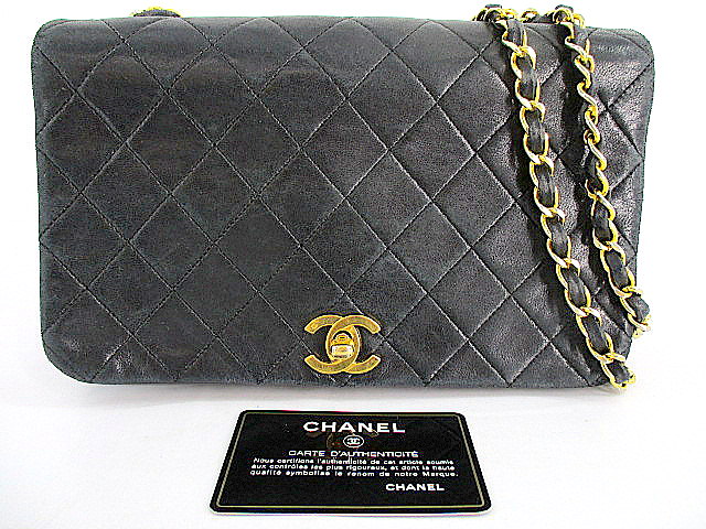 CHANEL シャネル マトラッセ ショルダーバッグ CC ココマーク シングル