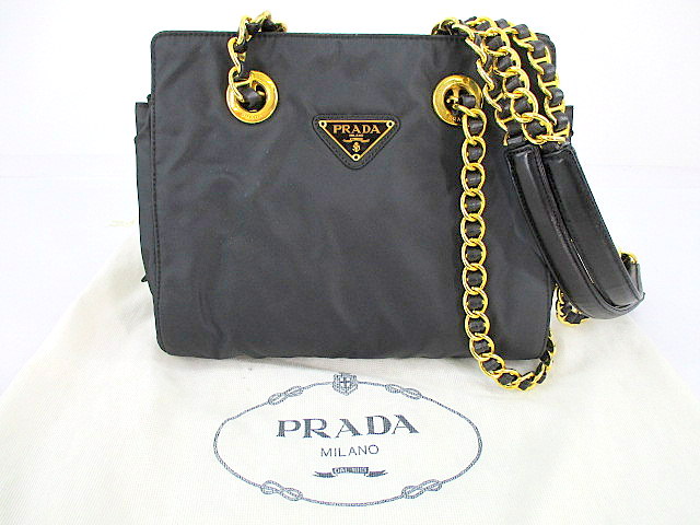 春色3カラー✧ 三角プレート PRADA プラダ チェーン ショルダーバッグ