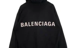 BALENCIAGA バレンシアガ Back Logo Hoodie お買取りさせていただきました。