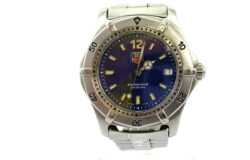 タグホイヤー プロフェッショナル WK1213 メンズ腕時計をお買取させて頂きました。