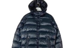 MONCLER モンクレール MAYA GIUBBOTTO マヤ ダウンジャケット ブラックをお買取りさせていただきました。