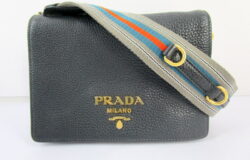 PRADA バッグ お買取りさせて頂きました(^^)