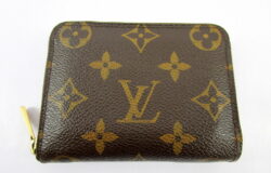 LOUIS VUITTON ジッピー コインパース お買取りさせて頂きました(^^)