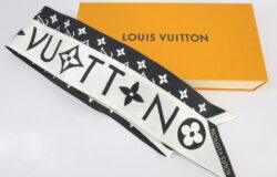 LOUIS VUITTON スカーフ お買取りさせて頂きました(^^)