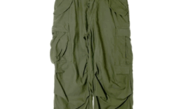 US ARMY アメリカ軍 74年会計 M-65 フィールドカーゴパンツ をお買取りさせていただきました。