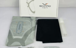 ■【新品未使用品Knee Fit（ニーフィット）SIXPAD（シックスパッド）【コントローラー付き】をお買取りさせて頂きました。